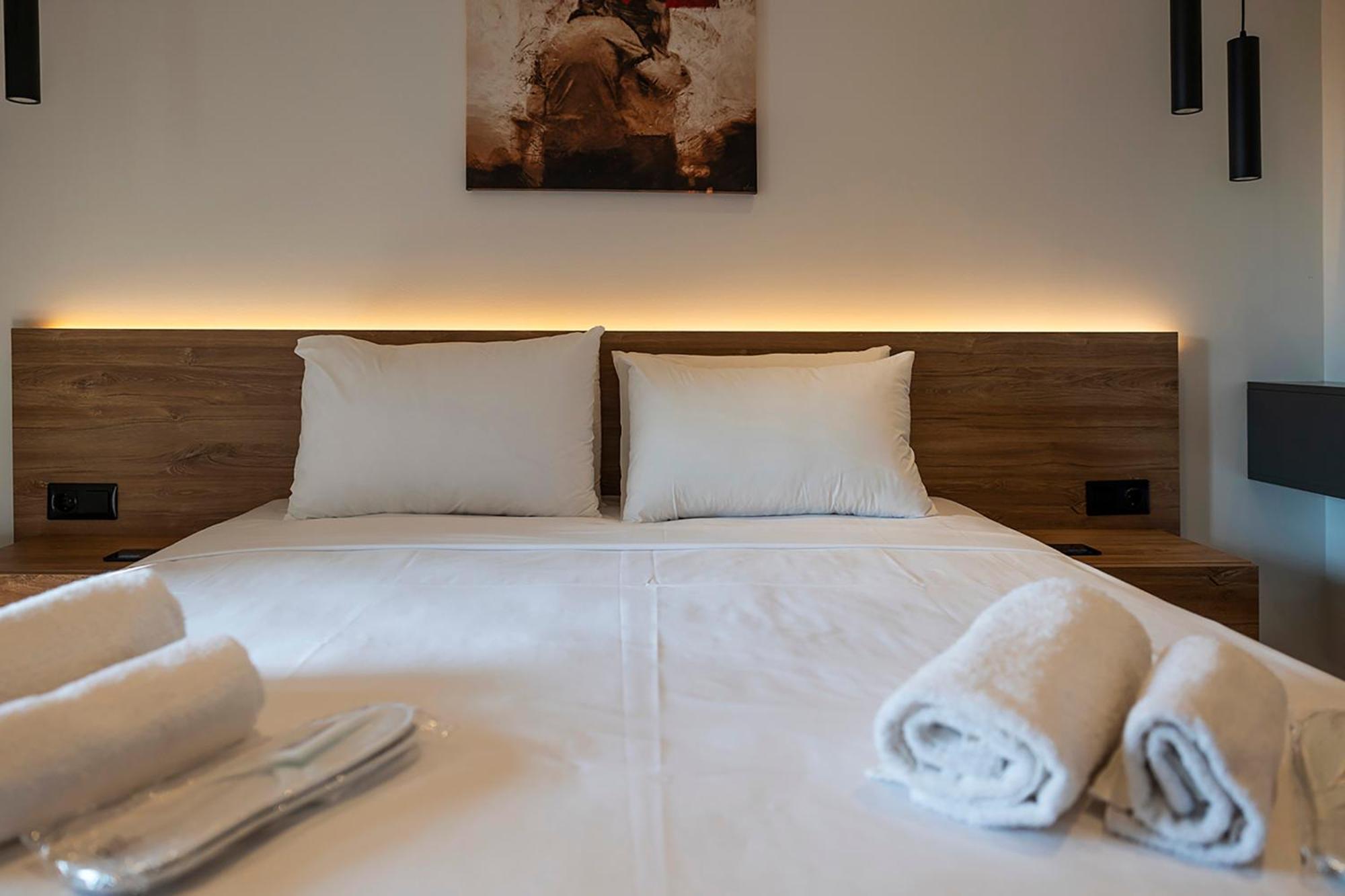 Akira Suites Afytos Exteriör bild