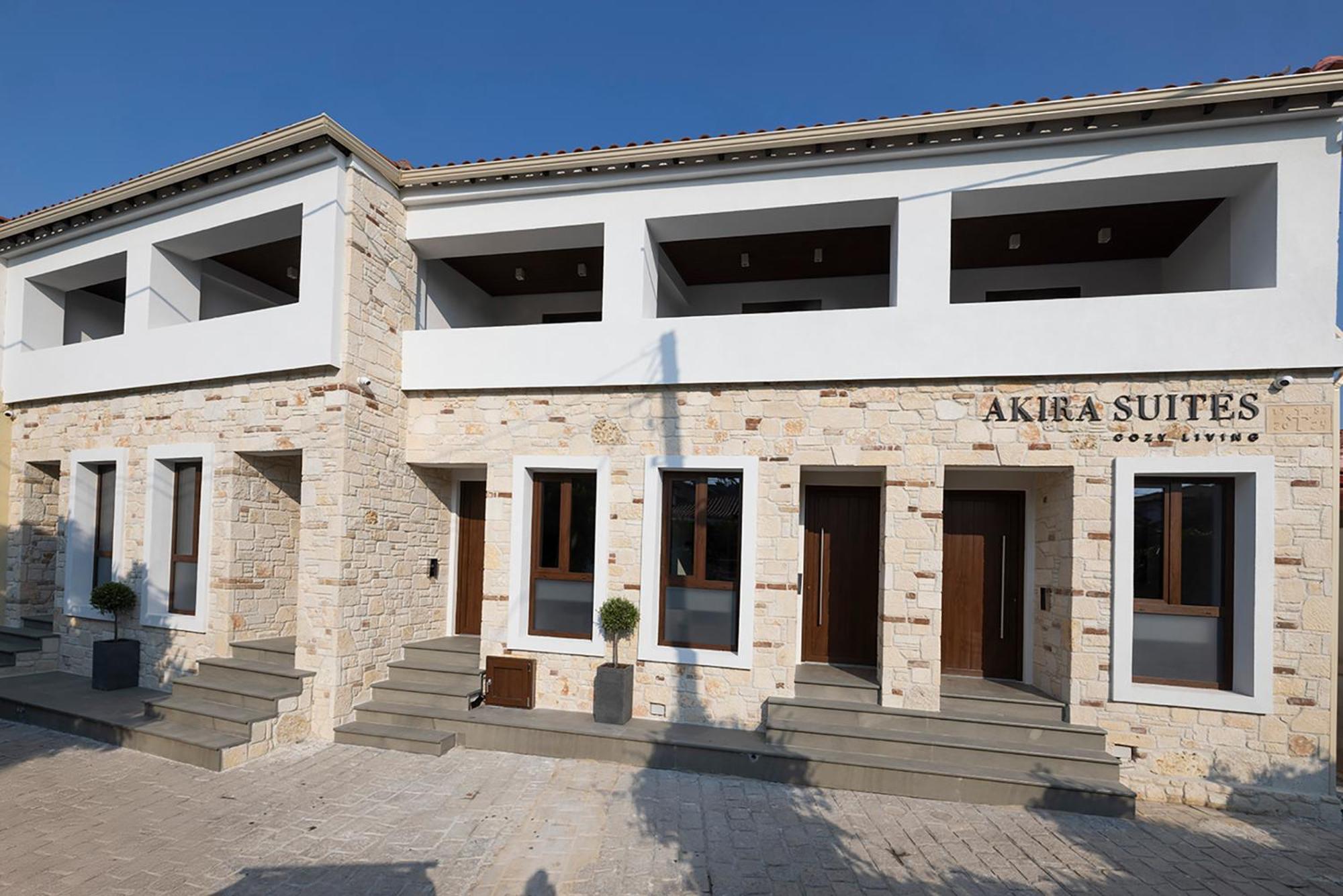 Akira Suites Afytos Exteriör bild